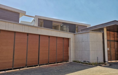 海顿双面木纹铝型材折叠车库大门