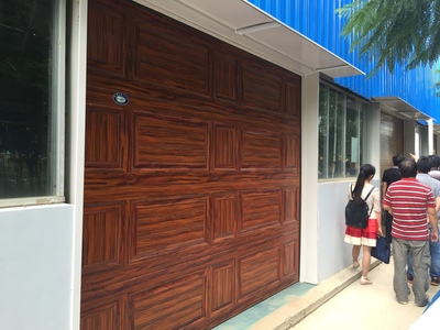 海顿铝合金型材车库门